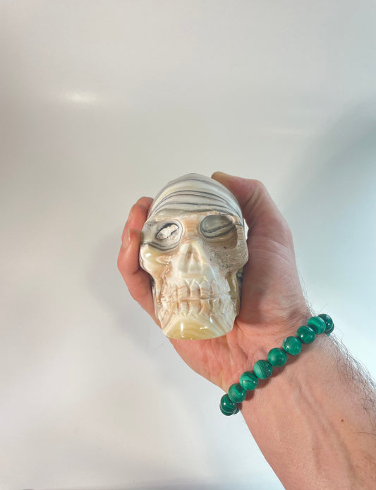 Onyx skull Polished